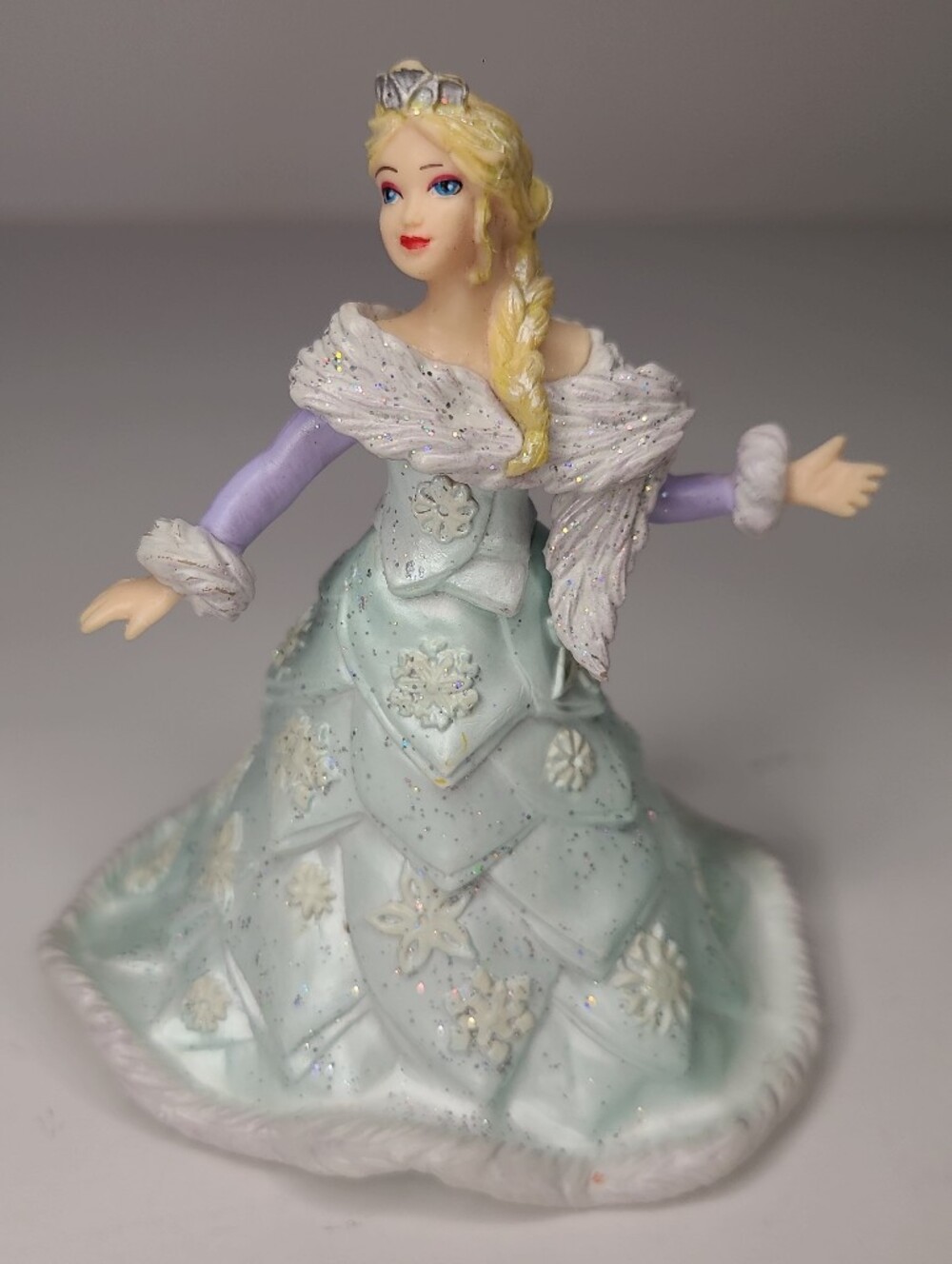 PAPO The Enchanted World Ice Queen